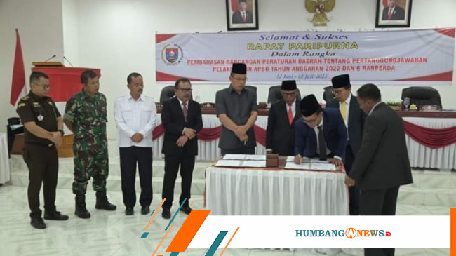 DPRD Terima Dan Setujui Laporan Pertanggungjawaban APBD T A 2022 Dan 4