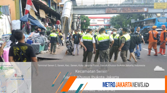 Tim Gabungan Satpol Pp Tertibkan Pkl Bahu Jalan Kawasan Pasar Senen