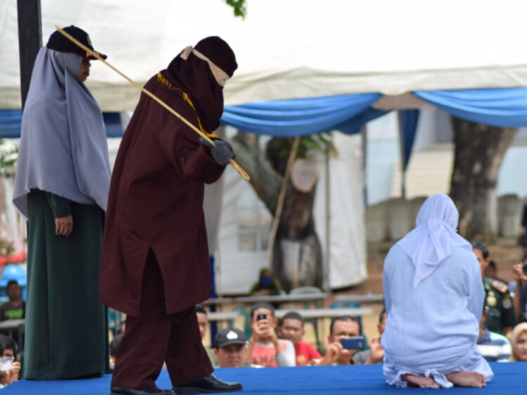 Kisah Dibalik RJ yang Dicambuk 100 Kali Vs Mantan Pejabat di Aceh Timur Hanya 15 Kali