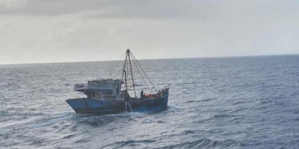 TNI AL Tangkap 3 Kapal Ikan Berbendera Vietnam di Laut Natuna