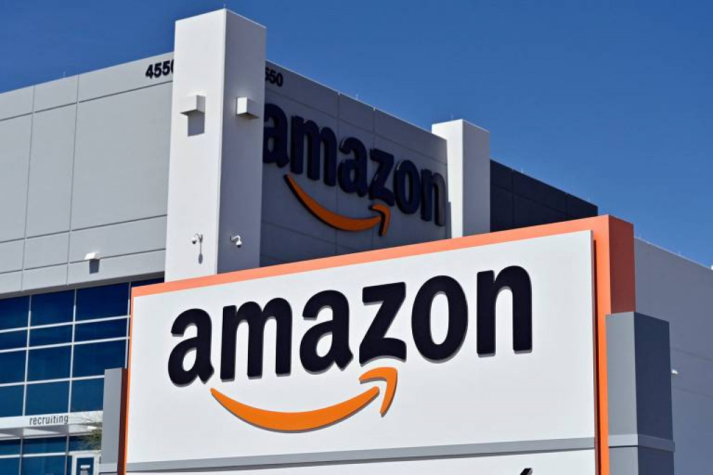 Amazon akan PHK 18.000 Karyawannya