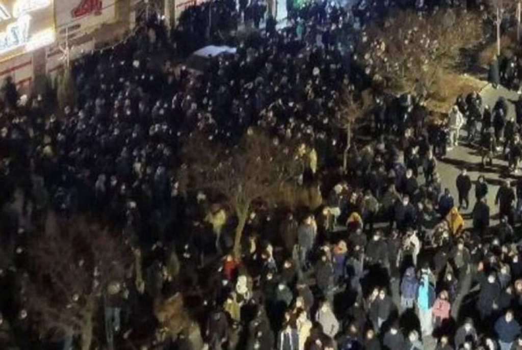 3.428 Tewas, 10.000 Ditahan: Dunia Kecam Kekerasan Brutal di Iran