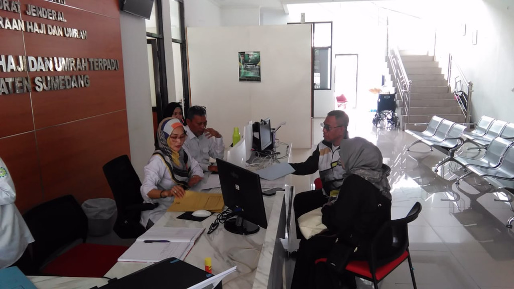 88 Jemaah Haji Tahap Kedua di Sumedang Telah Lakukan Pelunasan, Dua Terkendala