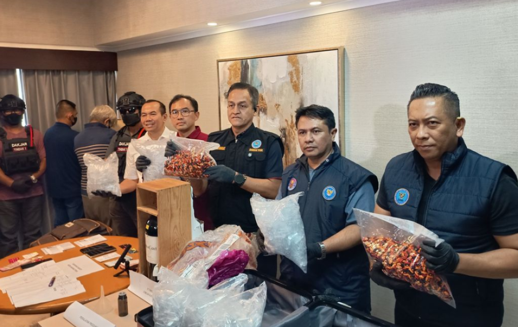 Apartemen Mewah di Jaksel Ternyata Jadi Gudang Narkotika Vape, 2 WN Malaysia Diciduk BNN