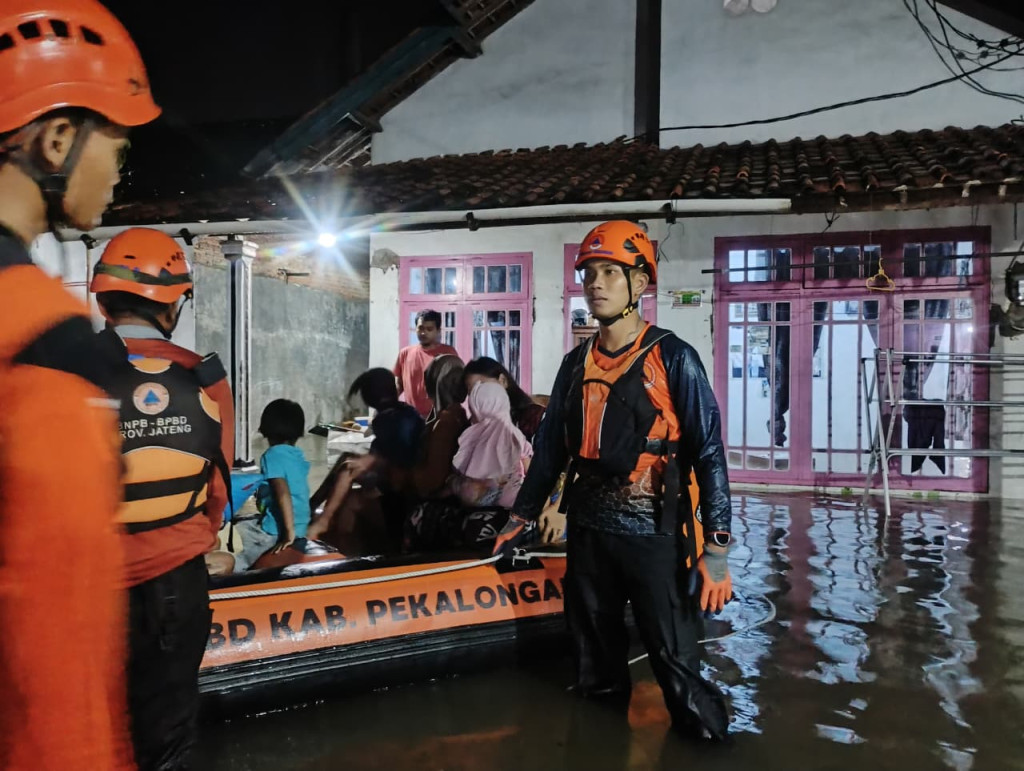 Banjir Meluas di Jawa Tengah, BNPB Rilis Rekap Kejadian Bencana 17–18 Januari
