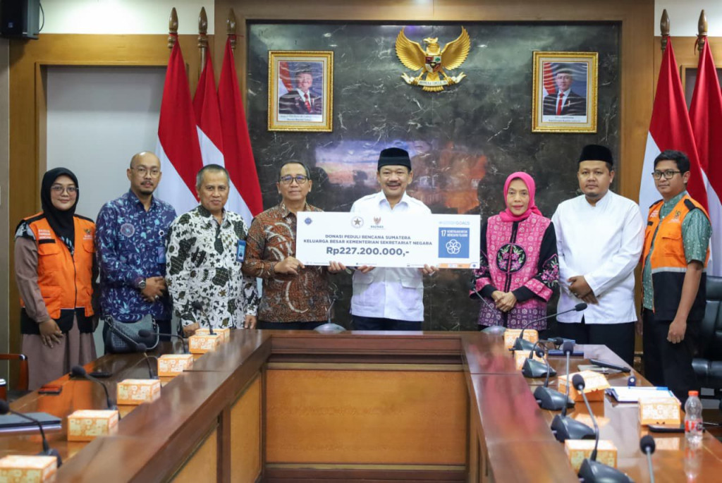 BAZNAS Terima Bantuan Rp227,2 Juta dari Kemensetneg untuk Penyintas Banjir di Sumatra