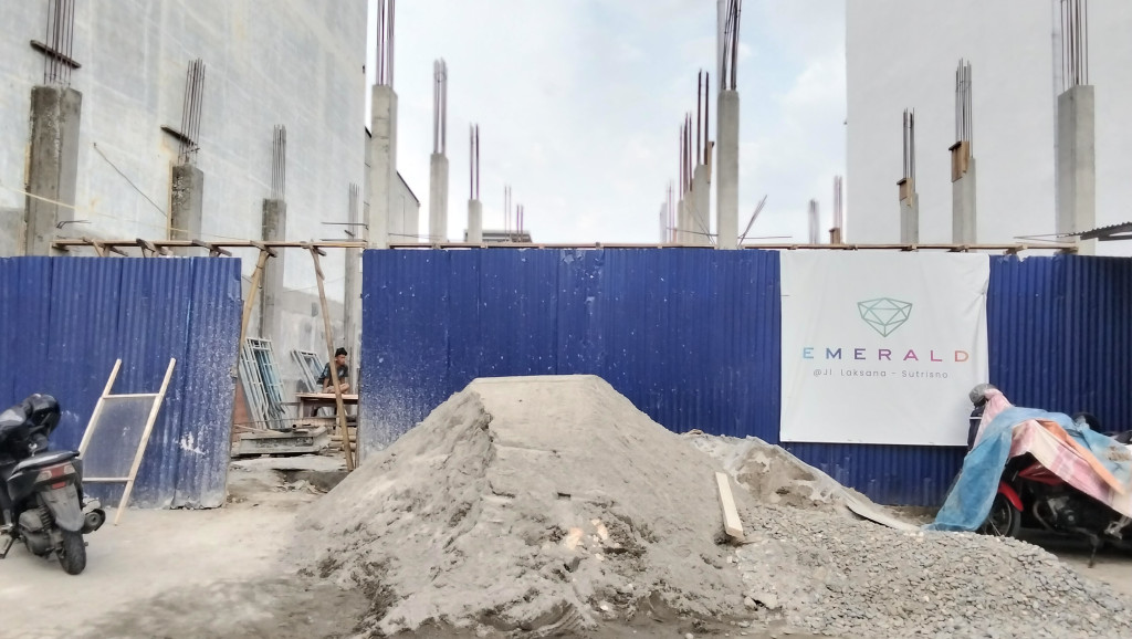 Berdiri Tanpa PBG, Pemilik Bangunan di Jalan Laksana Tantang Pemko Medan