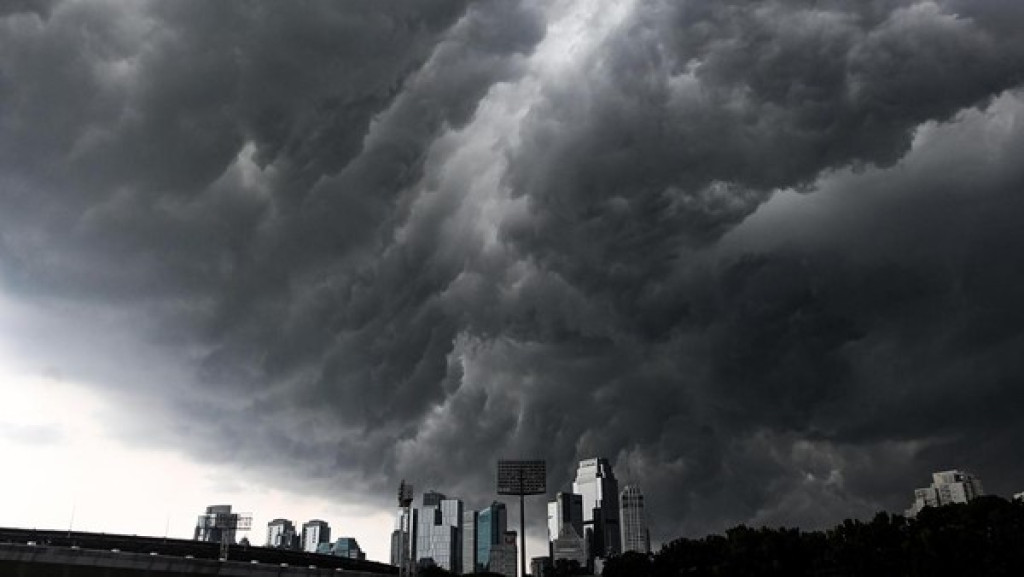 BMKG Ungkap Penyebab Cuaca Ekstrem yang Makin Sering Terjadi