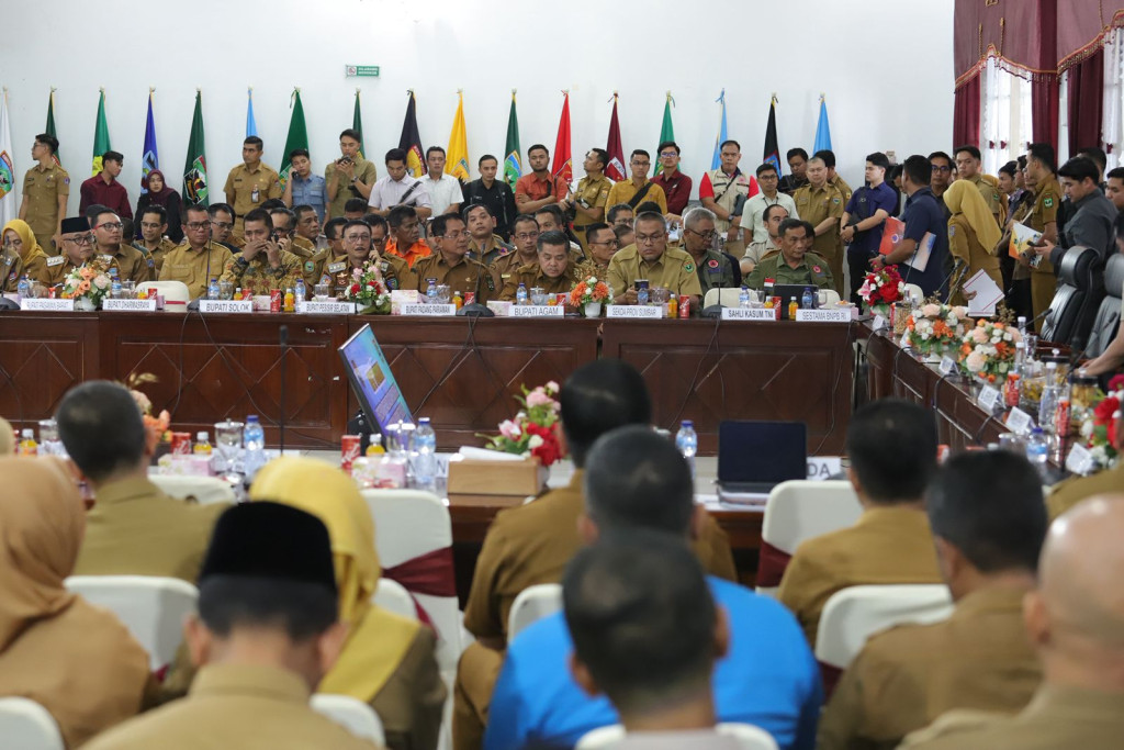 BNPB dan Kemendagri Bahas Langkah Strategis Pemulihan Pascabencana Sumbar