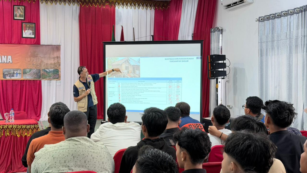 BNPB Gelar Bimtek Pendataan Rumah Rusak, Mahasiswa Diterjunkan ke 24 Kecamatan Aceh Timur