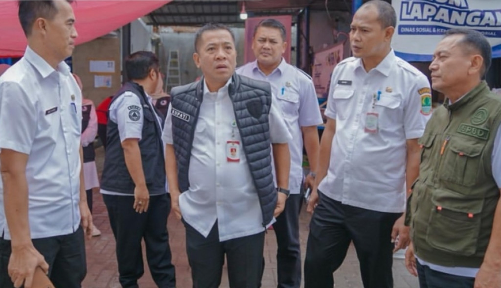 Bupati Karawang Kerahkan Seluruh OPD untuk Memperkuat Penanganan Banjir di Sejumlah Wilayah