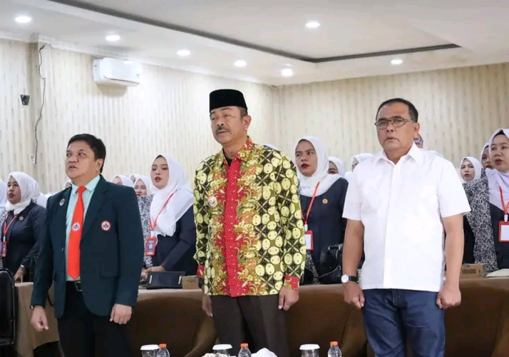 Bupati Madina Ingatkan Pentingnya Peran Bidan dalam Penurunan Angka Tengkes