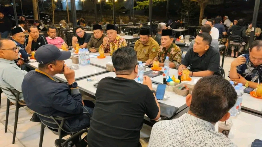 Disela-sela Rakernas APKASI, Bupati Madina Bersama Rombongan Sempatkan Bersilaturahmi kepada Anak Rantau Asal Mandailing  yang Ada di Batam