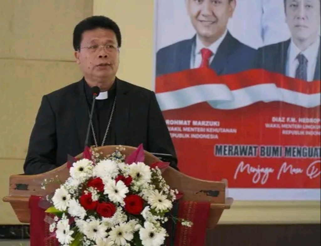 Ephorus HKBP Menggelar Acara Bakti Sosial & Dialog Nasional, "Merawat Bumi Solidaritas"