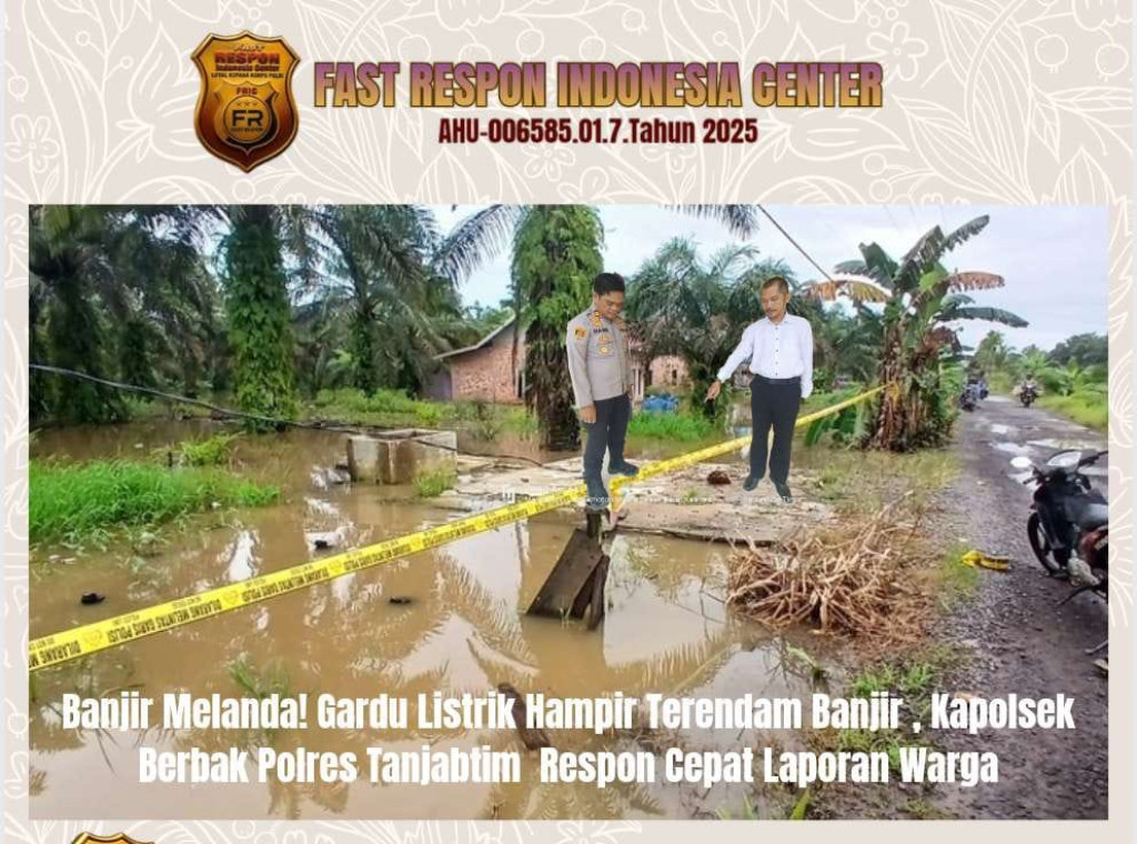 Gardu Listrik Hampir Terendam Banjir,  Kapolsek Berbak Polres Tanjabtim  Respon Cepat Laporan Warga
