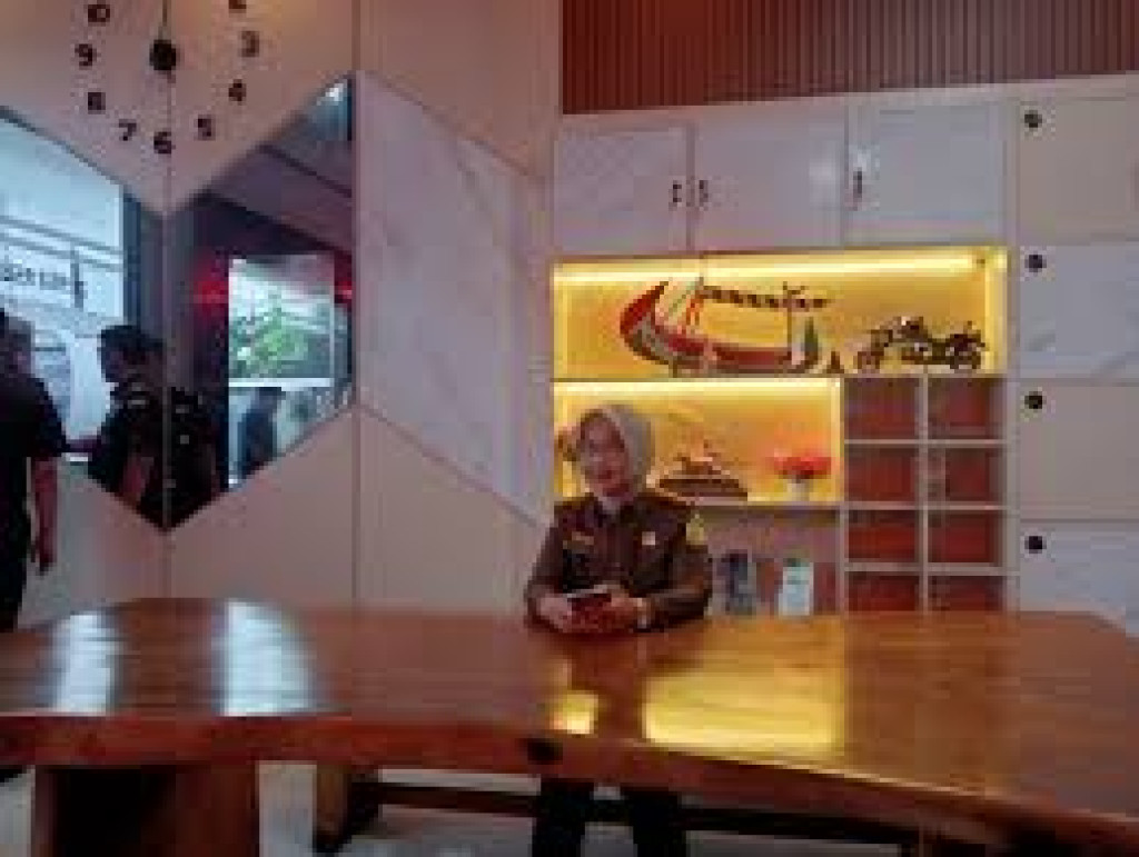 Kajari Sampang Diperiksa Kejagung, Ini Penjelasan Kejati Jatim