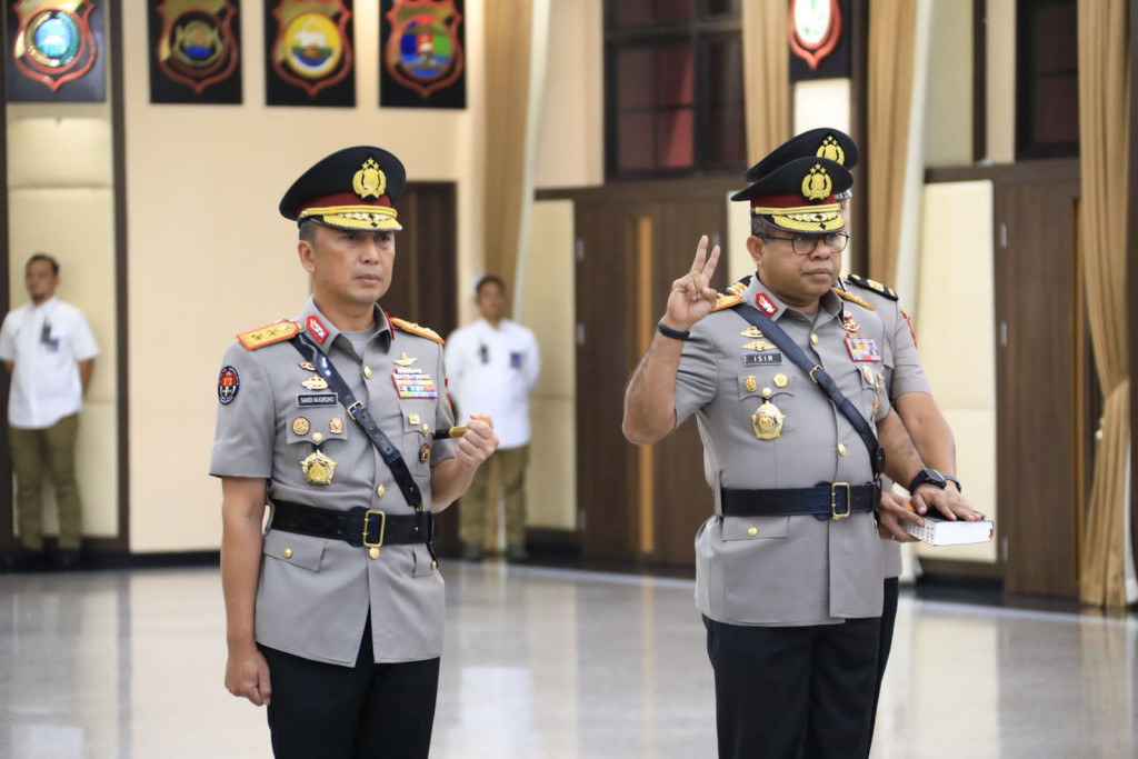 Kapolri Pimpin Sertijab Pejabat Utama dan Kapolda Jajaran, Kapolda Papua Barat Resmi Berganti