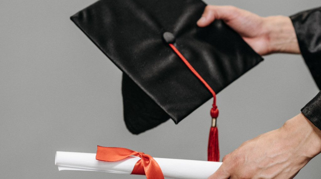 Karena Terima Terlalu Banyak Orang Muslim, Kampus di India Ditutup