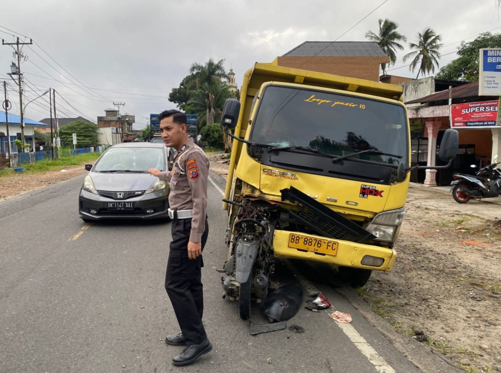Kecelakaan Pagi di Padangsidimpuan, Pelajar Perempuan Meninggal Dunia