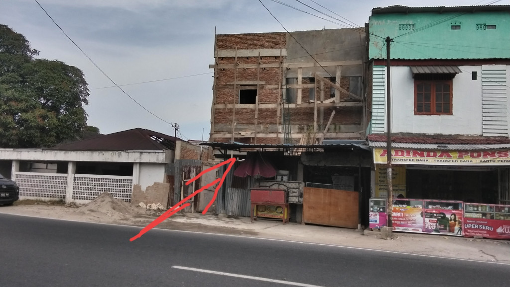 Kecolongan!! Bangunan Diduga Tanpa PBG Berdiri Kokoh di Jalan Pelangi Medan