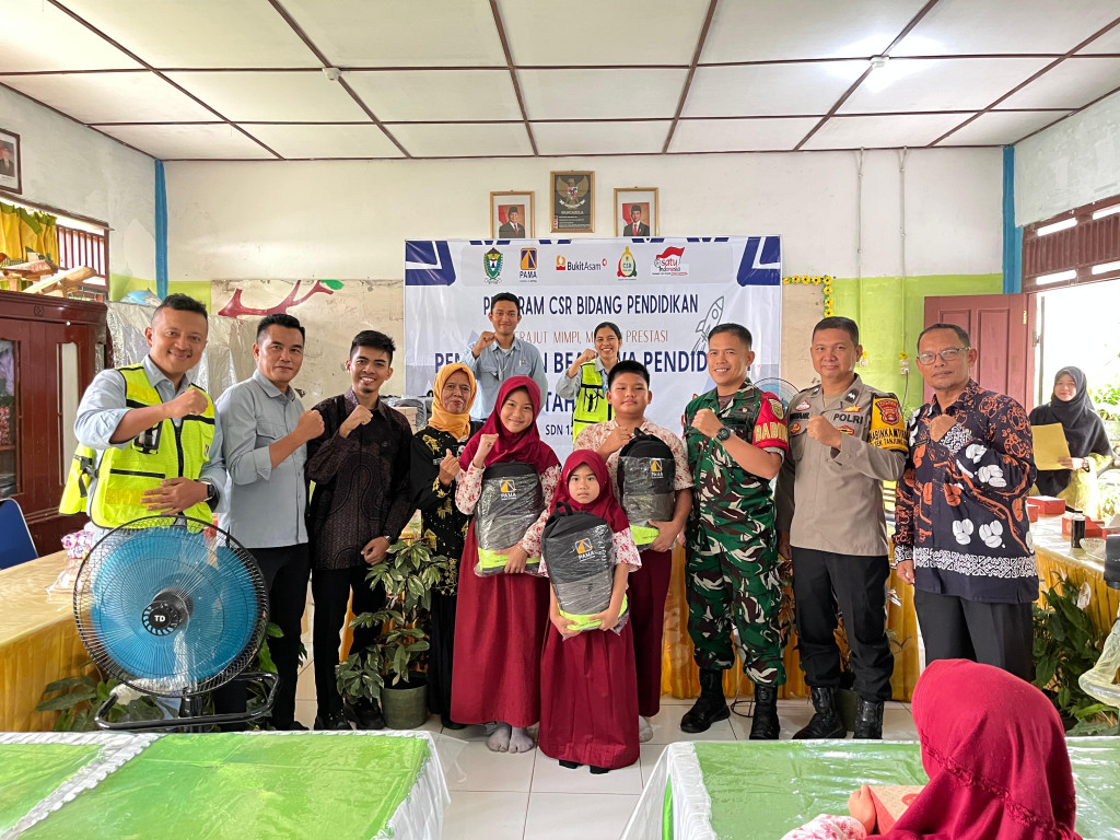 Kolaborasi Dunia Usaha dan Sekolah, PT PAMA Perkuat Pendidikan Dasar di Muara Enim