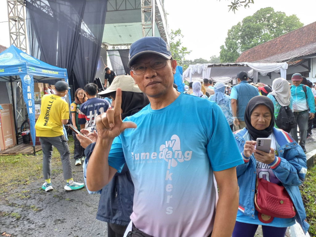 Kolam Renang Cipanteuneun di Cimalaka Mangkrak, Kades Licin Minta Evaluasi Pengelolaan