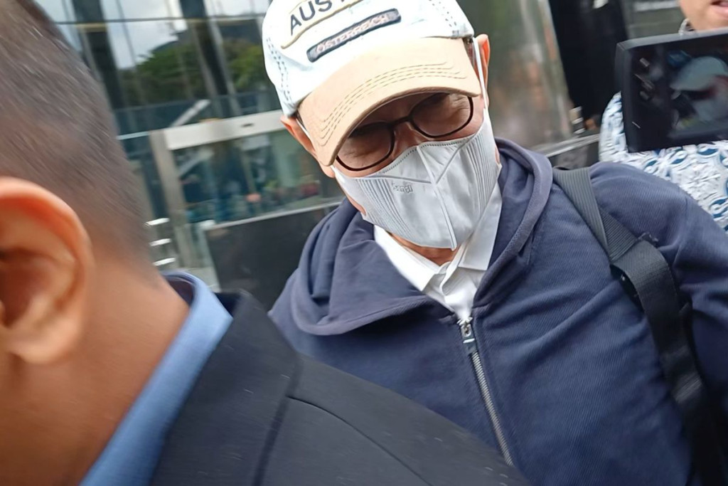 KPK Duga Mantan Sekjen Kemenaker Tampung Rp12 Miliar Lewat Rekening Kerabat