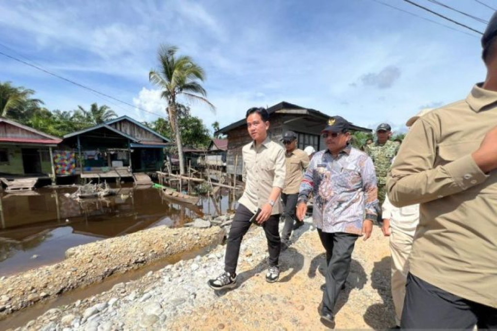 Menyusuri Lokasi Bencana, Wapres Gibran Kawal Pemulihan Aceh Tamiang