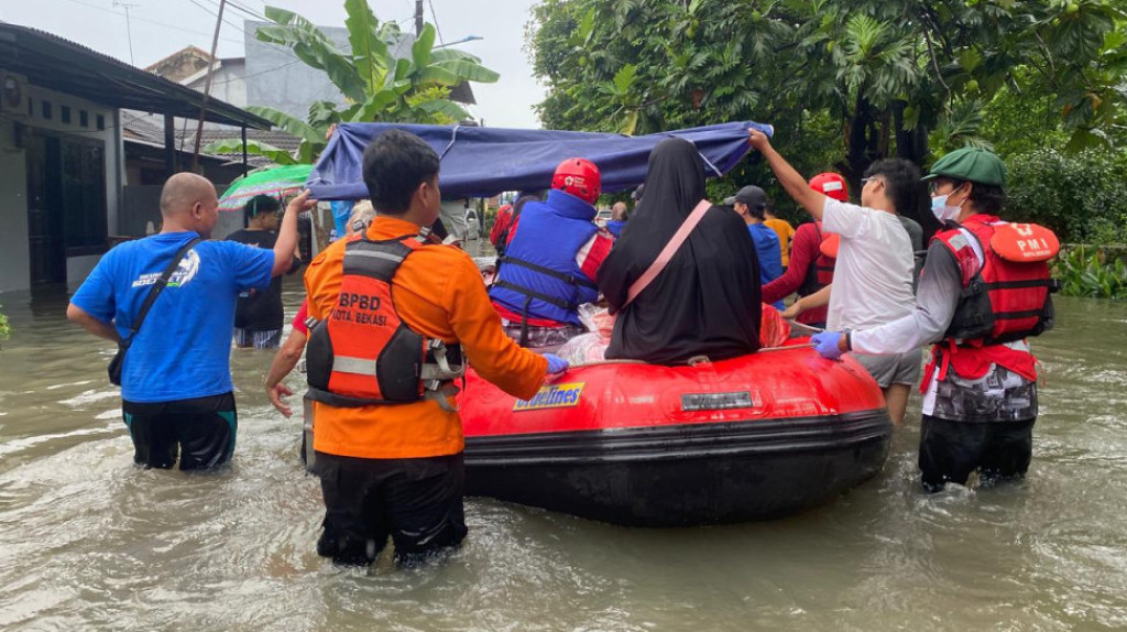 Musim Hujan Picu Serangkaian Bencana, BNPB Minta Masyarakat Tetap Waspada