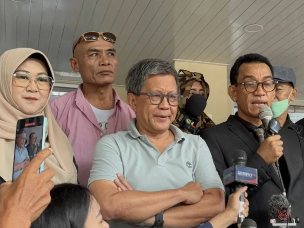 Pastikan Ijazah Jokowi Asli, Rocky Gerung: Riset Tak Bisa Dipidanakan