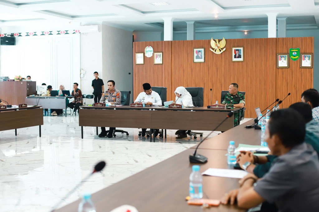 Pemkab Madina Fasilitasi Mediasi PT DIS dengan Warga Tabuyung