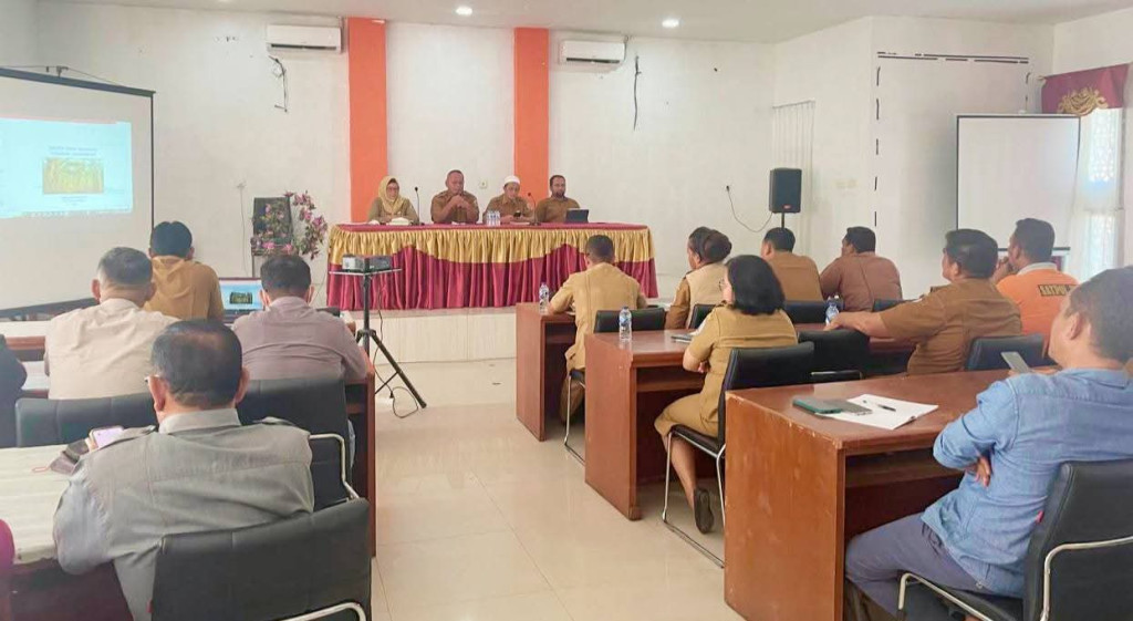 Pemkab Tapteng Larang Penanaman Kelapa Sawit Pada Wilayah Kawasan Hutan