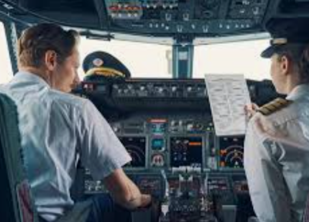 Pilot EVA Air Pukul Kopilot di Kokpit, Maskapai Jatuhkan Sanksi