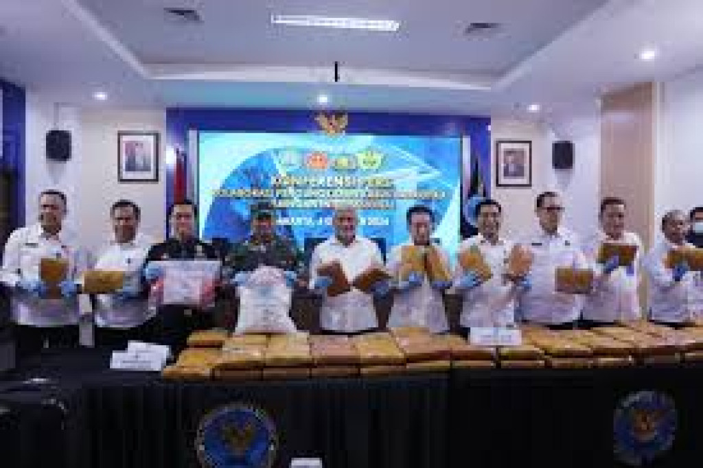 Polisi Tangkap Pengedar Narkoba Bermodus Kiriman Online