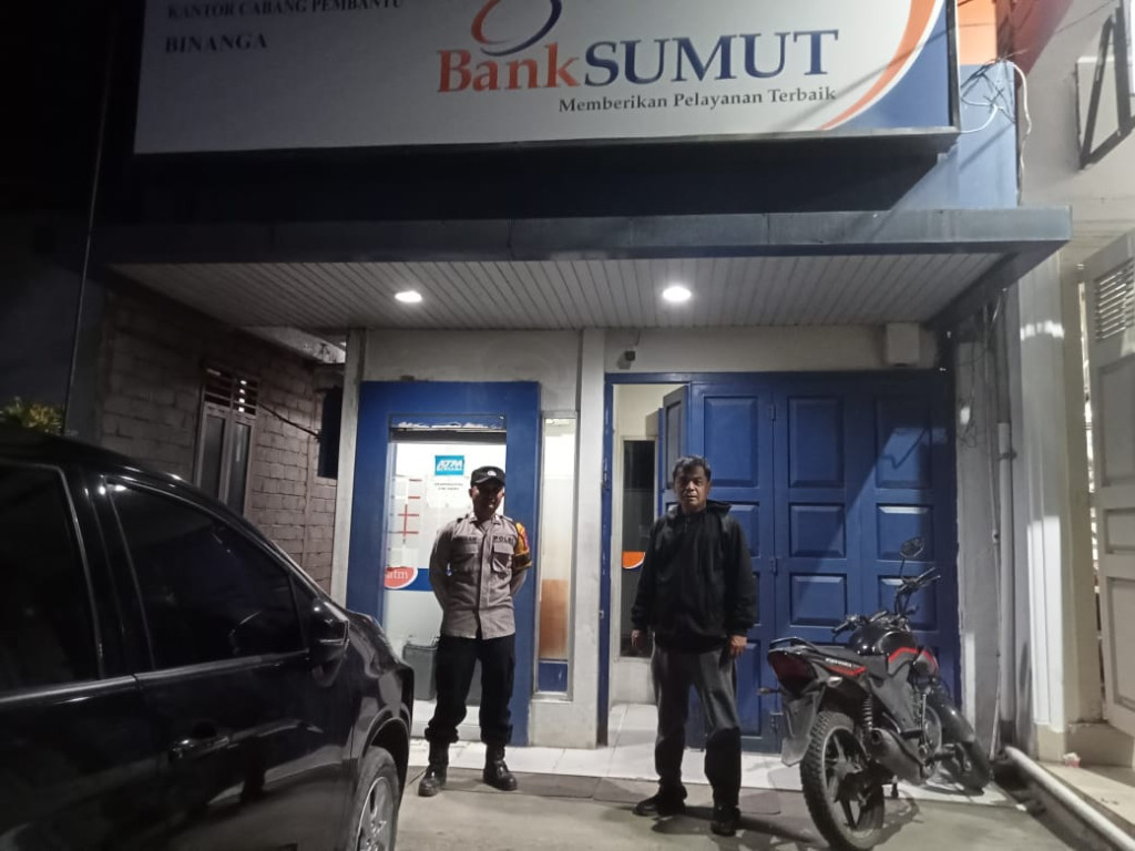 Polsek Barteng Kabupaten Palas Laksanakan Giat Patroli Blue Light, Guna Ciptakan Situasi Kamtibmas Kondusif