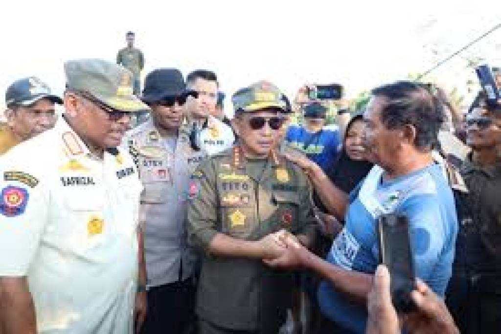 Rehab Rekon Dikebut, Tito Inspeksi Lokasi Bencana Aceh