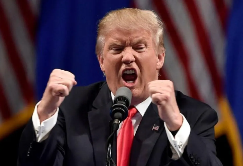 Trump Ngamuk Lagi: Ancam Tarif Impor 100 Persen Jika Kanada Akur dengan China