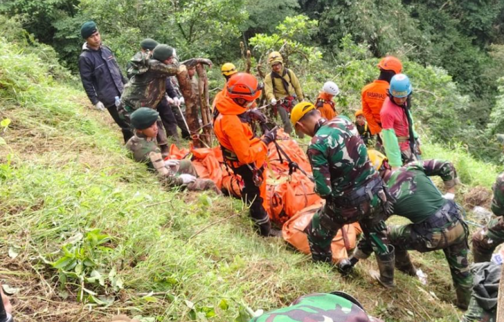 Tujuh Hari di Medan Ekstrem, Seluruh Korban Pesawat ATR 42-500 Akhirnya Ditemukan