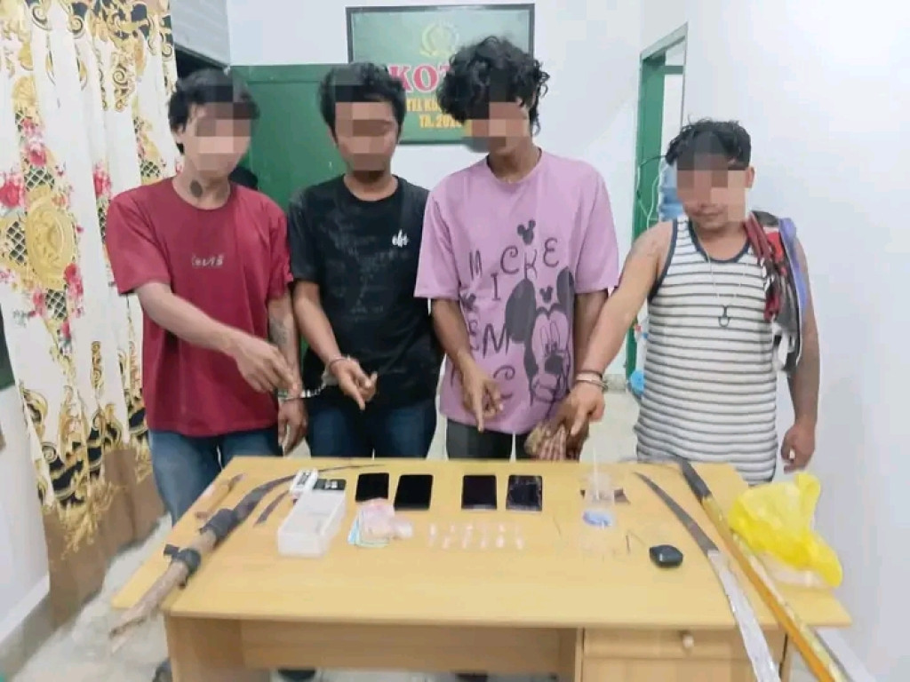 Unit Intel Kodim 0207/Simalungun tangkap 4 Orang Diduga Miliki Sabu di Nagori Sidotani
