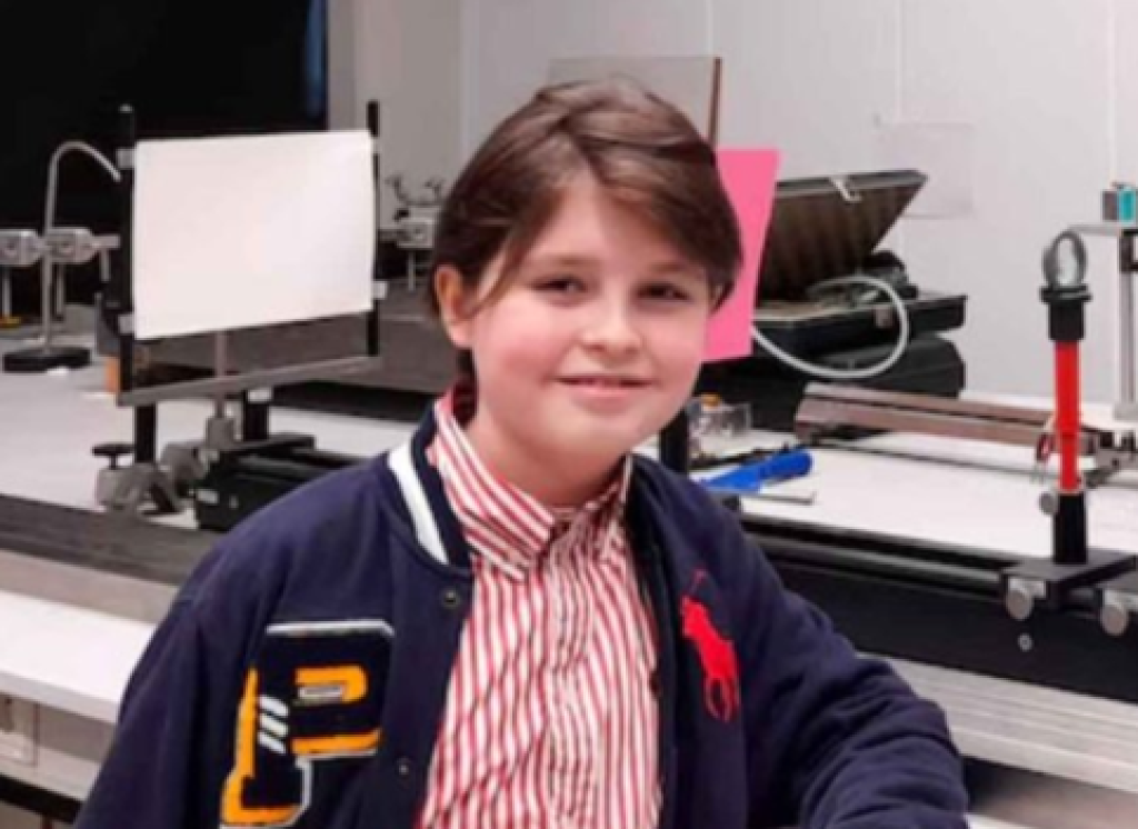 Usia 15 Tahun, Laurent Simons Pecahkan Rekor Doktor Termuda Belgia