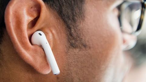Ya Ampun! Orang Ini Telan AirPods Saat Tidur