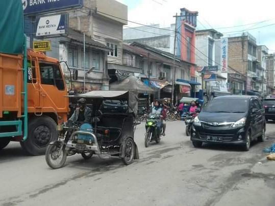 Warga Perdagangan Keluhkan Kemacetan, Dishub Diminta Buat Lalin Satu Arah 