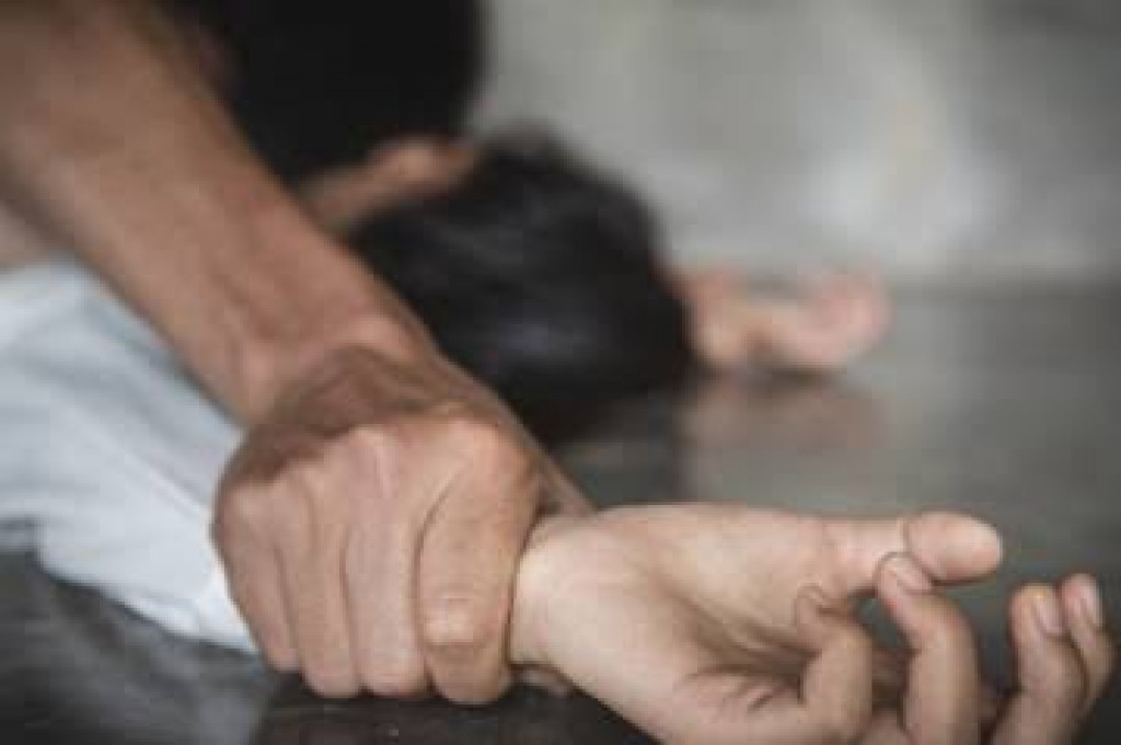 Dicekoki Miras, ABG di Kalteng 2 Kali Diperkosa Pria Kenalan dari Medsos