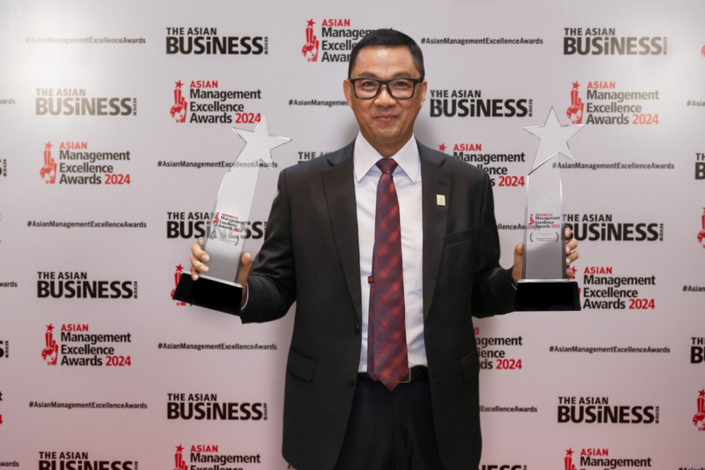 Darmawan Prasodjo Raih Executive of The Year di Asian Management Excellence Awards 2024
