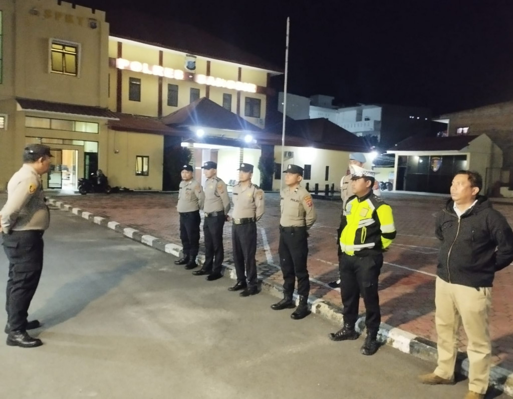 Polres Samosir melaksanakan Patroli Blue Light di Lokasi Objek Vital Pemilu 2024