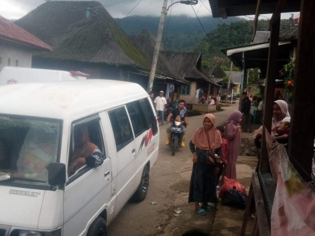 Reka Ulang Uji Sample Diduga Racun H2S, Warga Desa Sibanggor Julu Mengungsi