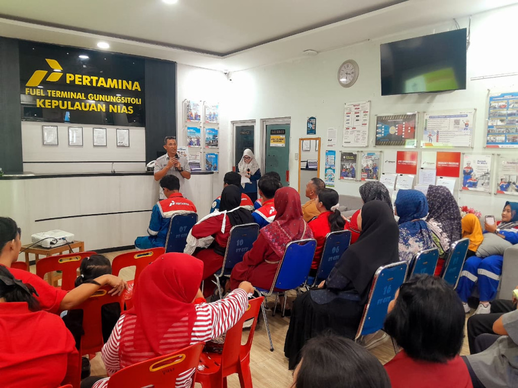 BPBD Kota Gunungsitoli Sosialisasi Penanggulangan Bencana di Pertamina dan Bagikan Tali Asih ke YPKB