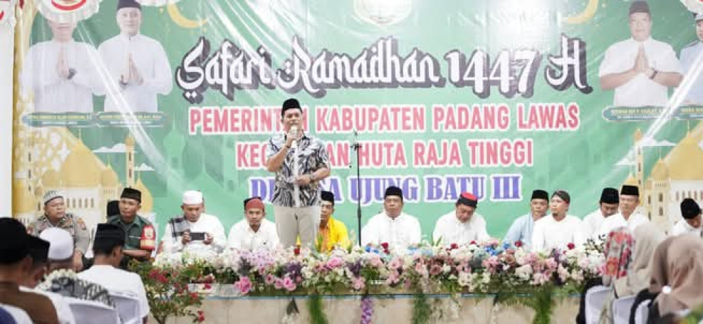 Bupati Palas Safari Ramadhan di Desa Ujung Batu lll Kecamatan Huta Raja Tinggi.