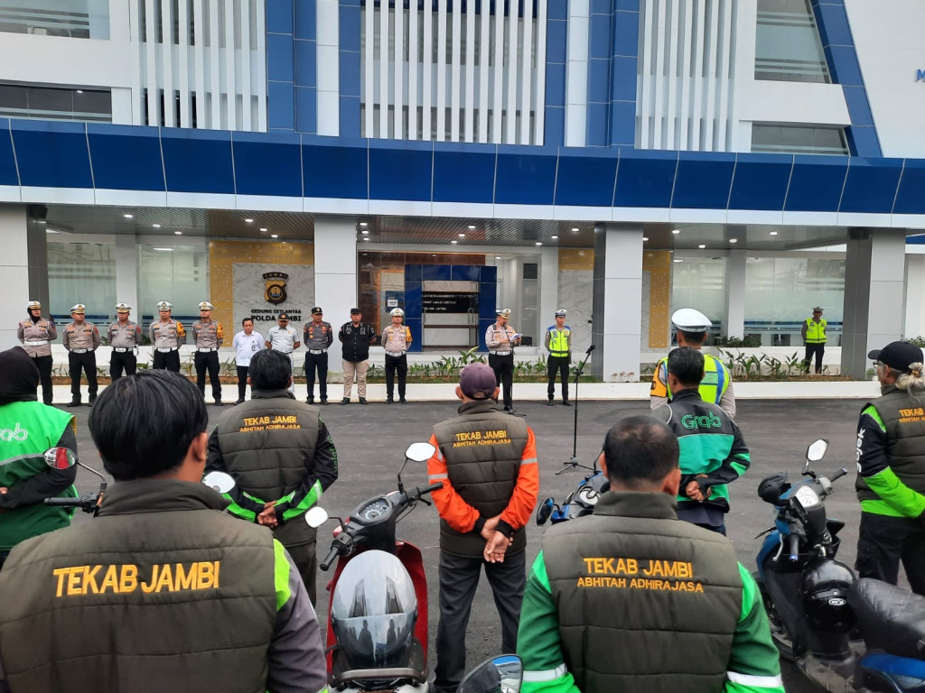 Ditlantas Polda Jambi Gandeng Komunitas Ojek Online, Perkuat Kamseltibcarlantas Lewat Operasi Keselamatan 2026