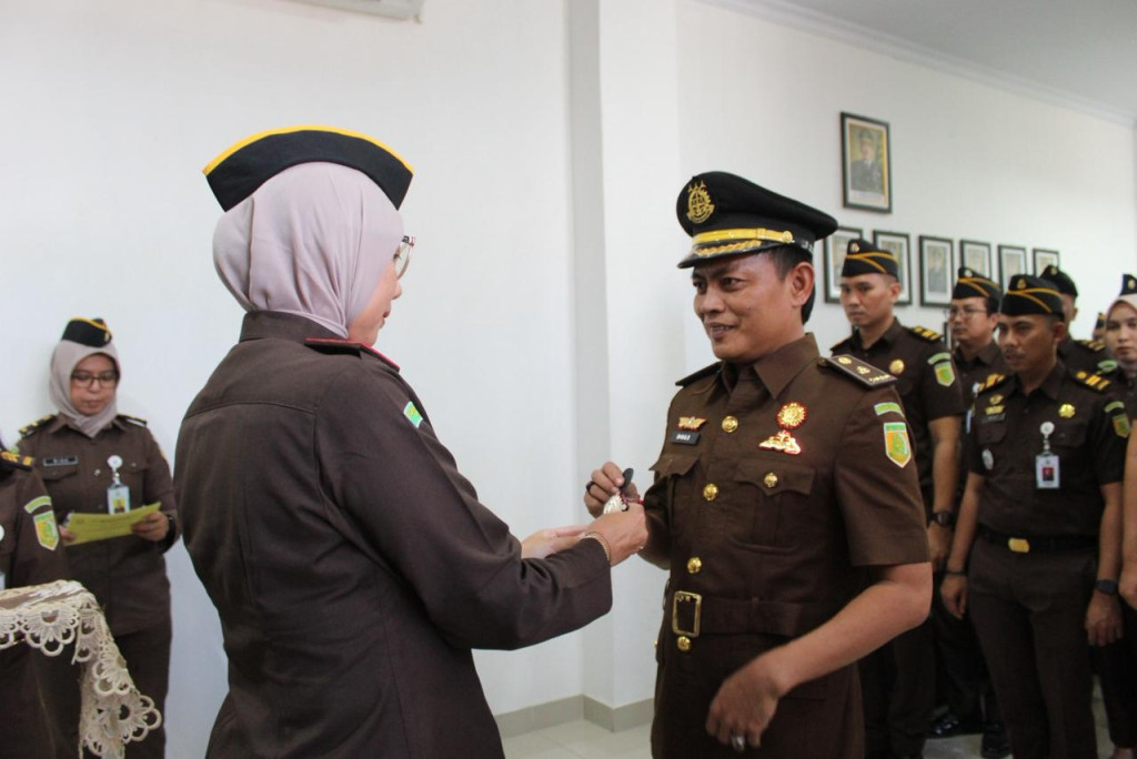 Doli Novaisal Resmi Dilantik sebagai Kepala Seksi Tindak Pidana Umum Kejari Indragiri Hulu